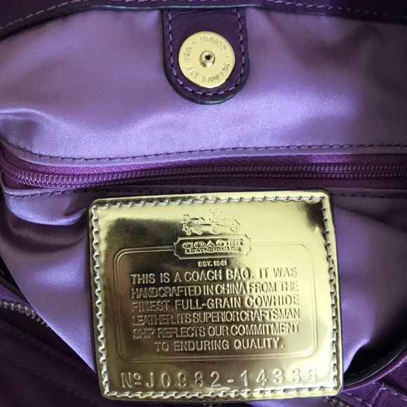 COPY - Plum Purple Coach Bag💜 - Picture 6 of 8